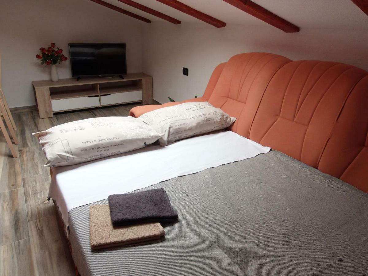 Apartment Cajt Umag Buitenkant foto